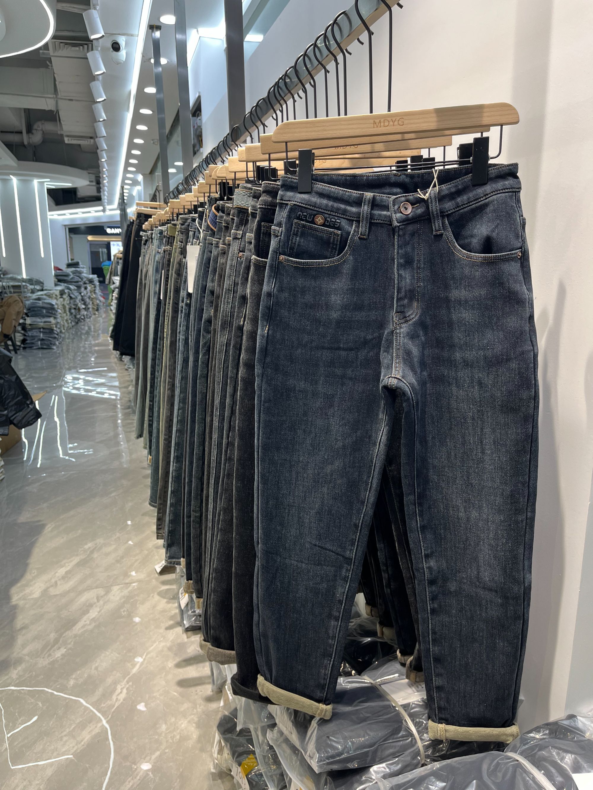 男裤休闲风弹力春秋纽扣时尚口袋牛仔裤男款潮流裤子百搭拉链款