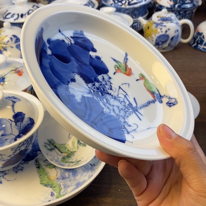 梅***醺瓷片景德镇陶瓷大学