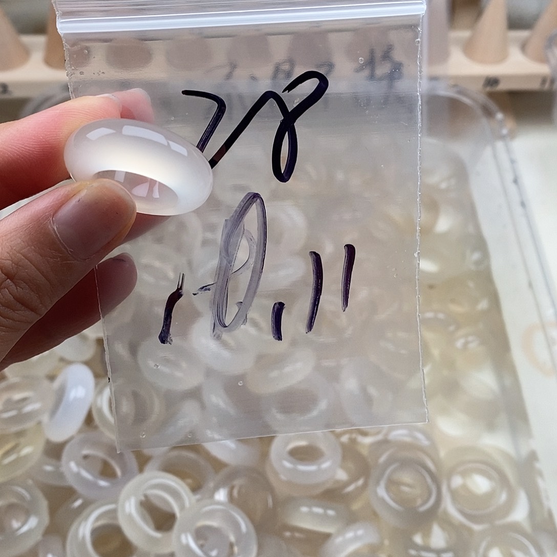 未镶嵌戒指玛瑙/玉髓