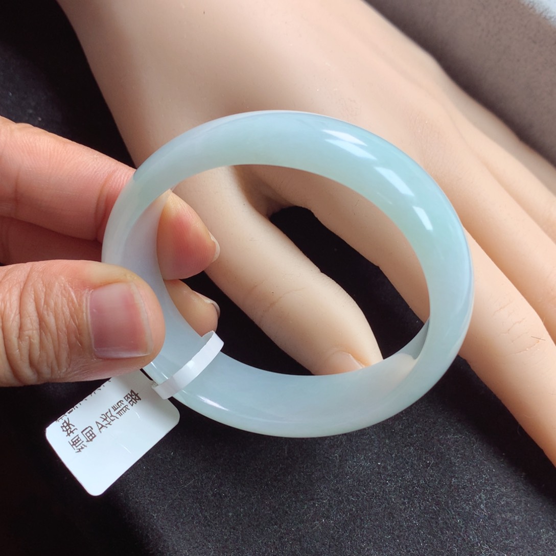 翡翠手镯未镶嵌31号贵妃