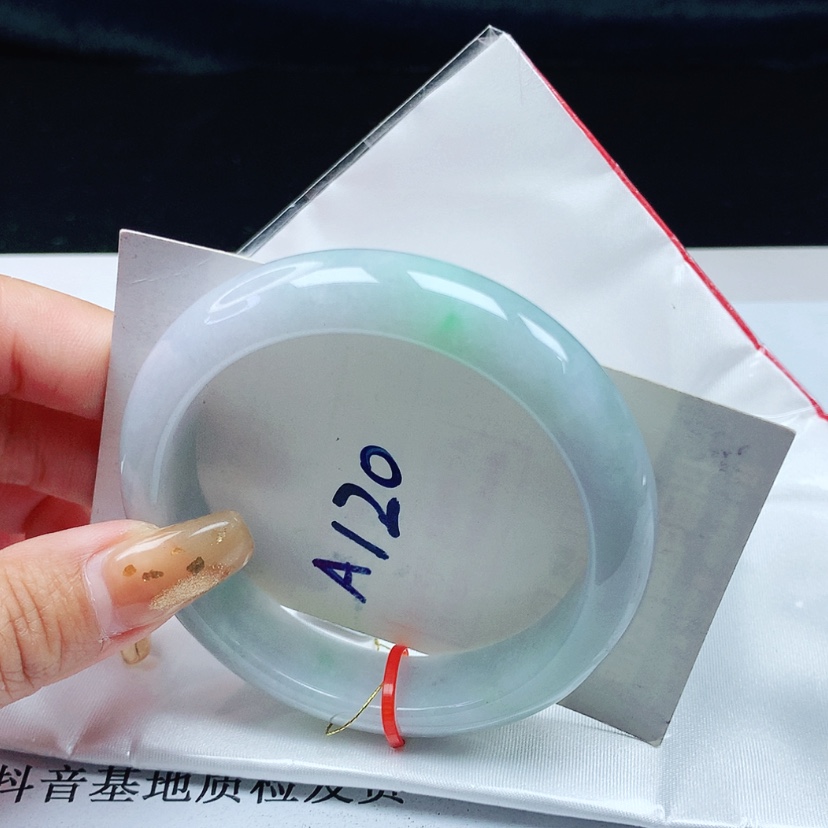 【闪购商品】翡翠手镯未镶嵌 正圈57+