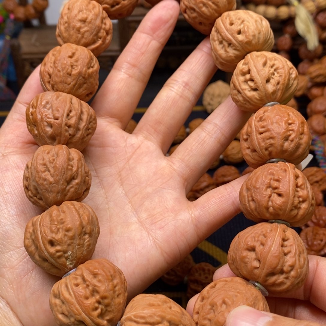 桃核手串肉筋元宝