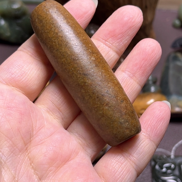 岫岩河磨玉（透闪石质玉）手绳未镶嵌人**戏