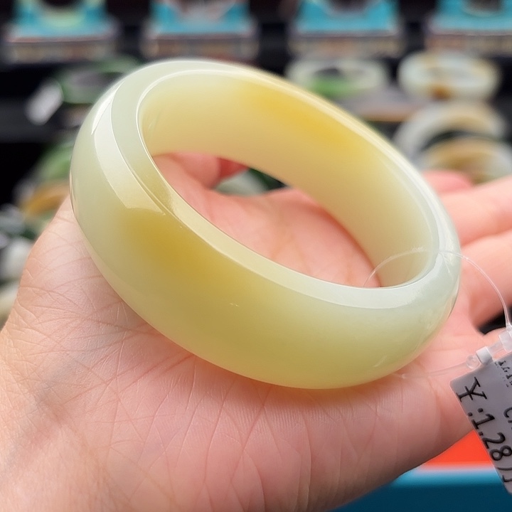 和田玉未镶嵌手镯宽版天地奶盖糖 55.6