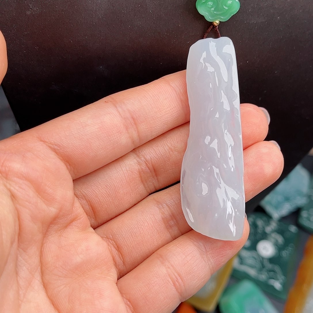 翡翠颈饰未镶嵌挂件