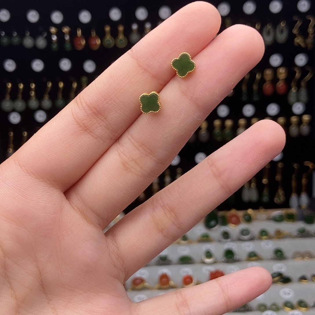 银S925镀金镶嵌和田玉耳饰