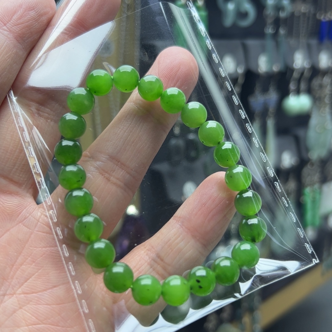 手****和田玉（碧玉）未镶嵌耳饰