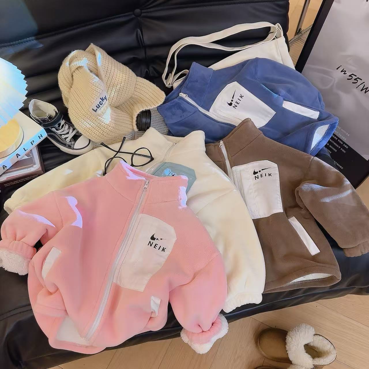 字母可爱风拉链立领冬季普通外套春秋卫衣加厚韩版儿童秋冬保暖