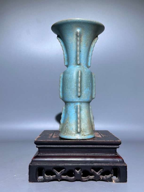 汝窑，蓝釉冰片花鼓（生坑）