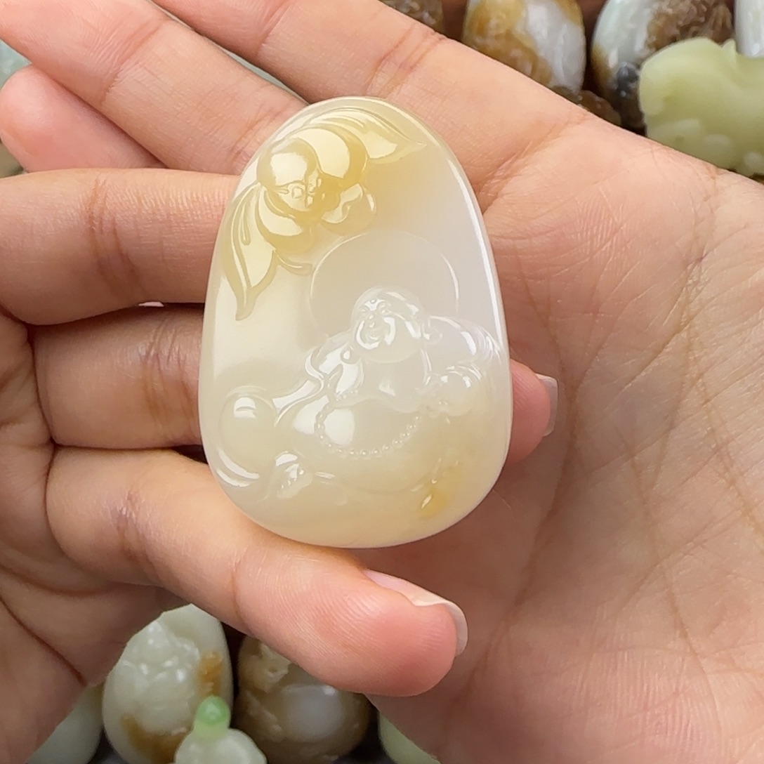 傲***瑰定制和田玉未镶嵌和田玉