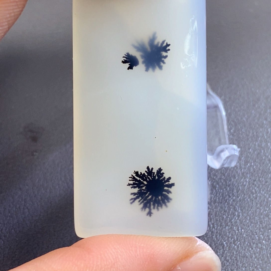 1***哥玛瑙/玉髓未镶嵌颈饰