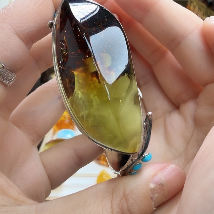 琥珀未镶嵌珠宝奇石