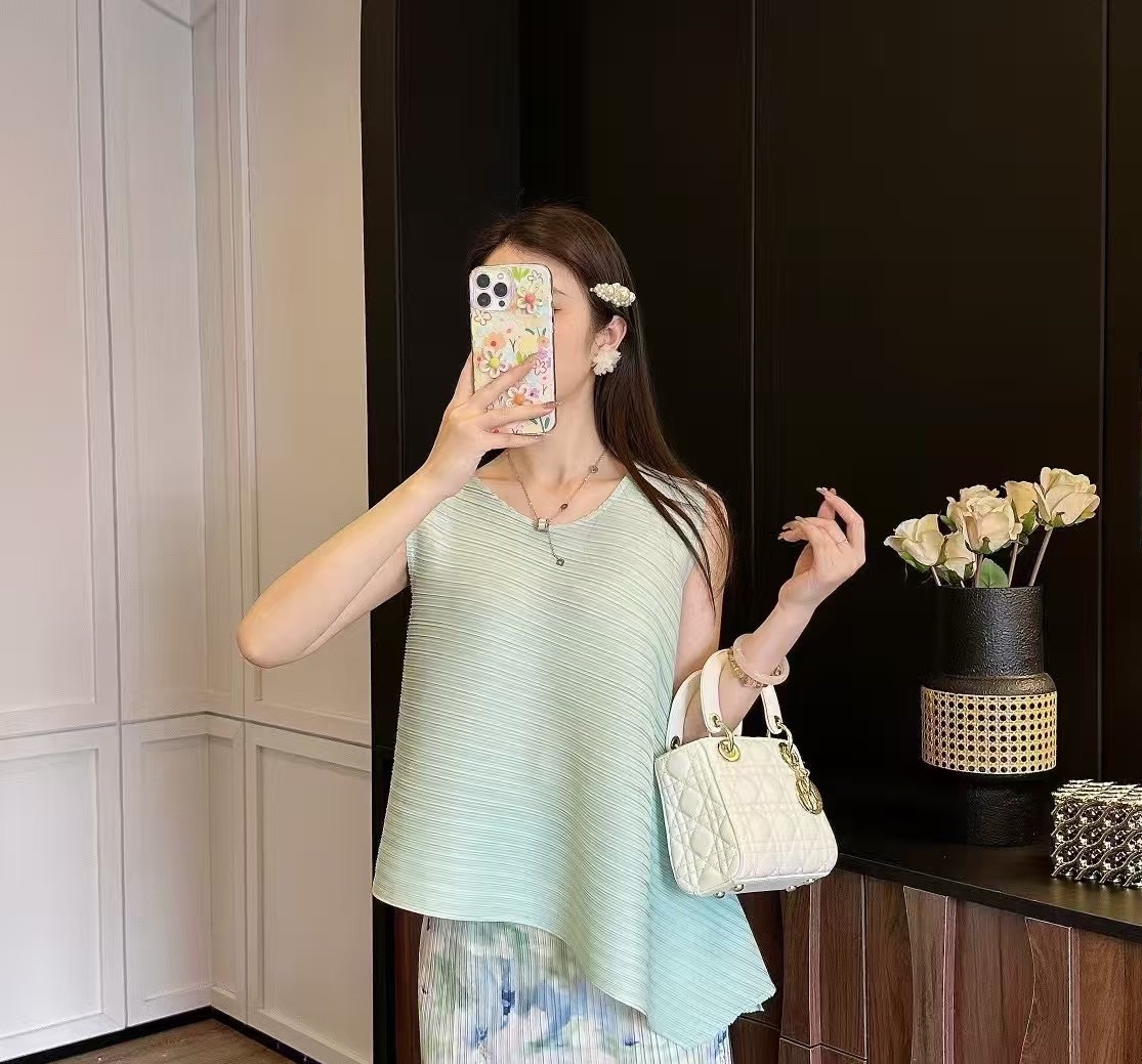 3938御姐风气质名媛时尚百搭纯色无袖休闲上衣