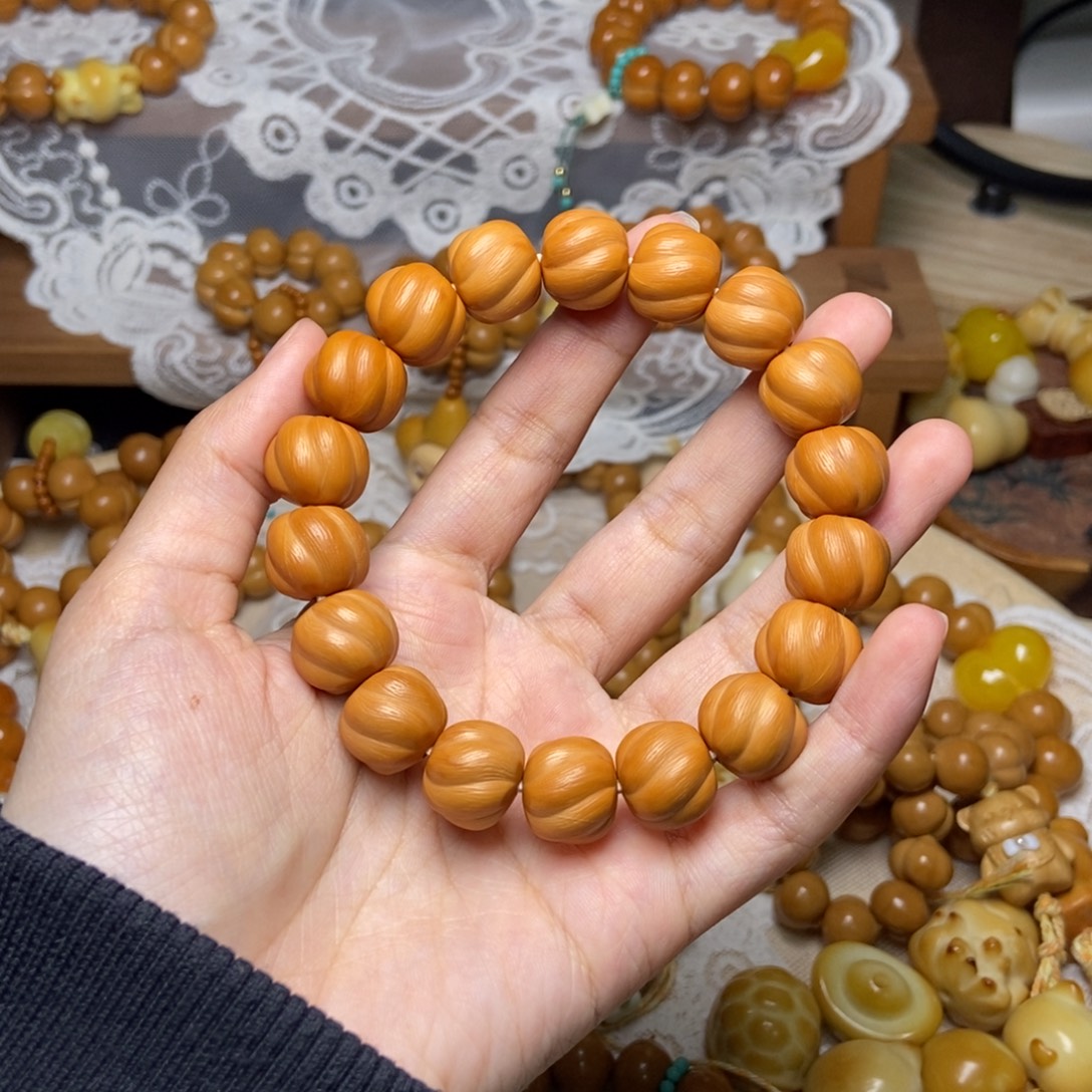 猴头核桃吊坠卷卷卡14