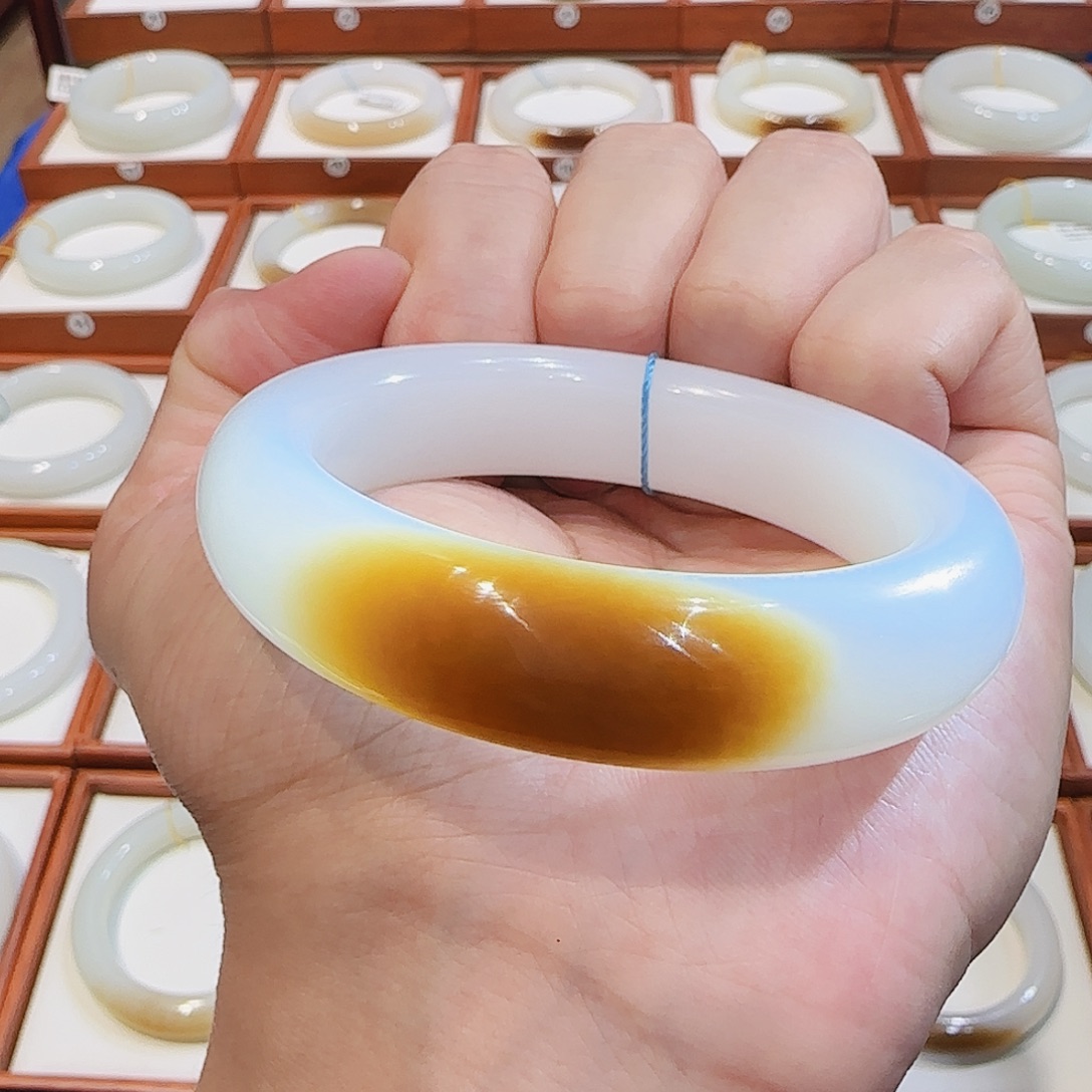 和田玉未镶嵌手镯且末传承级老红糖54 55