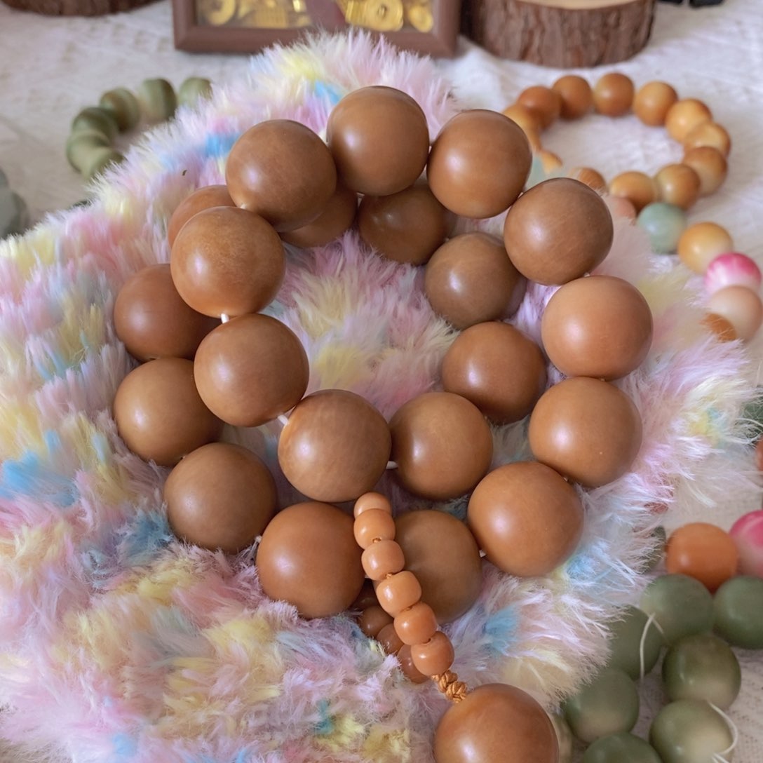 菩提根/象牙果手串卡25 老料微瑕 不退换 21颗