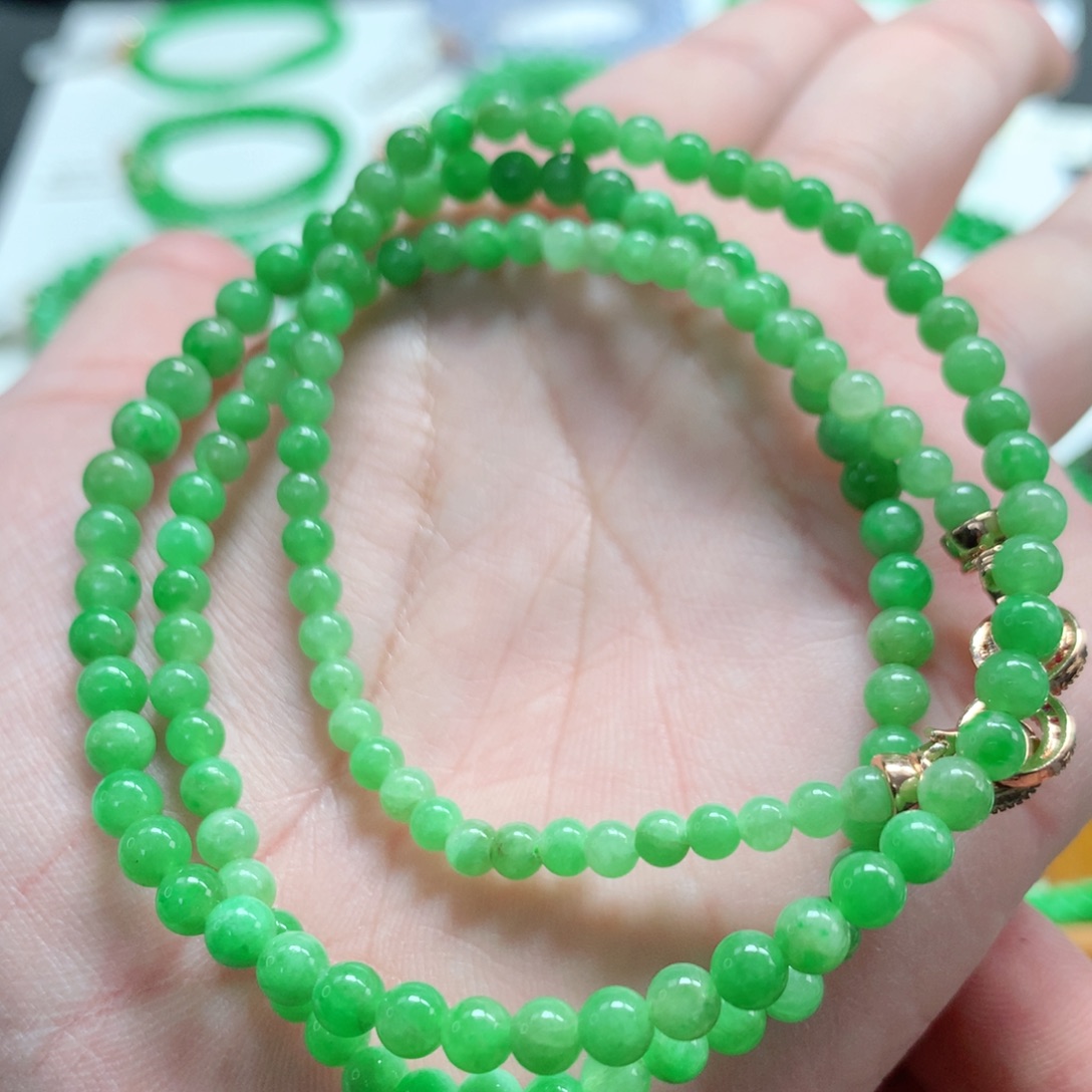 翡翠未镶嵌手链翡翠