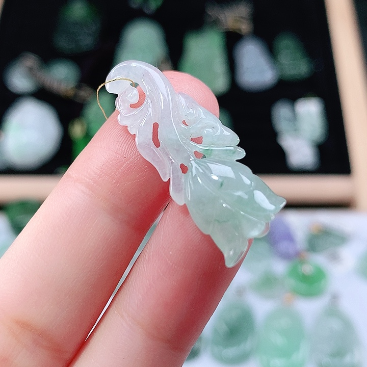 翡翠未镶嵌颈饰吊坠