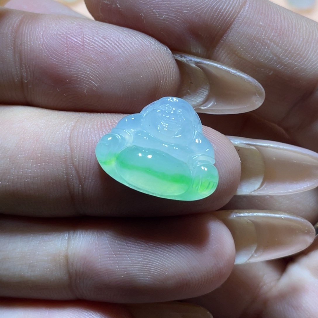 未镶嵌定制翡翠佛公