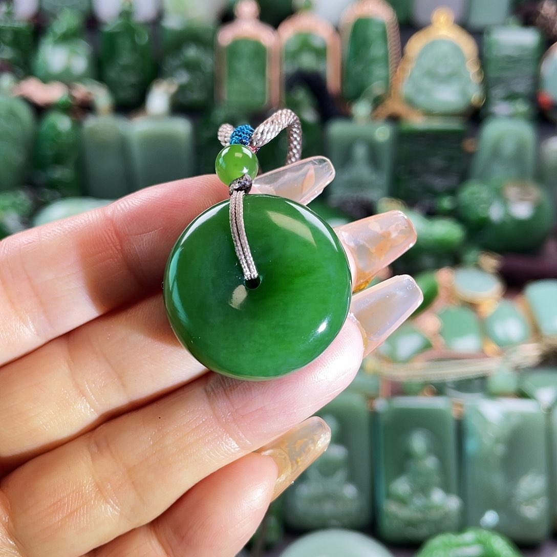 和田玉挂件未镶嵌