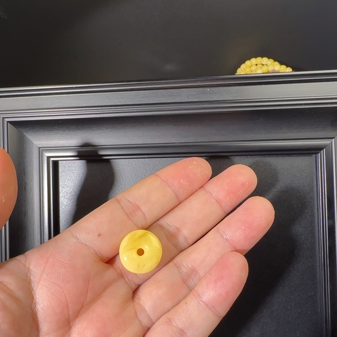 琥珀未镶嵌手串福利04