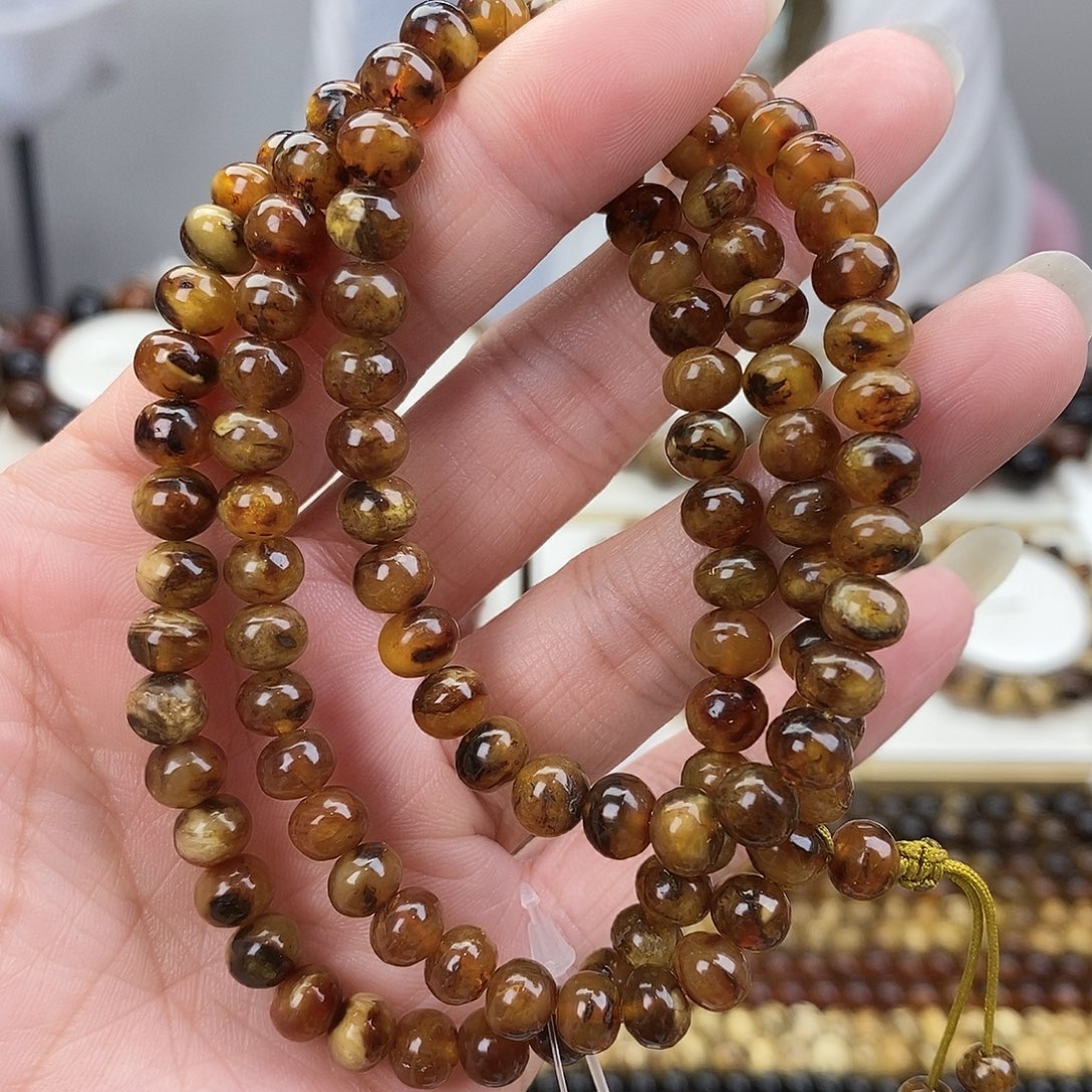 琥珀未镶嵌裸石琥珀6