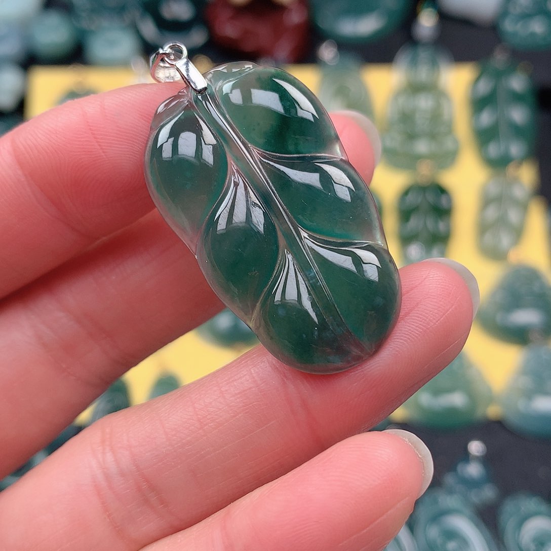 翡翠吊坠(不含链)未镶嵌吊坠