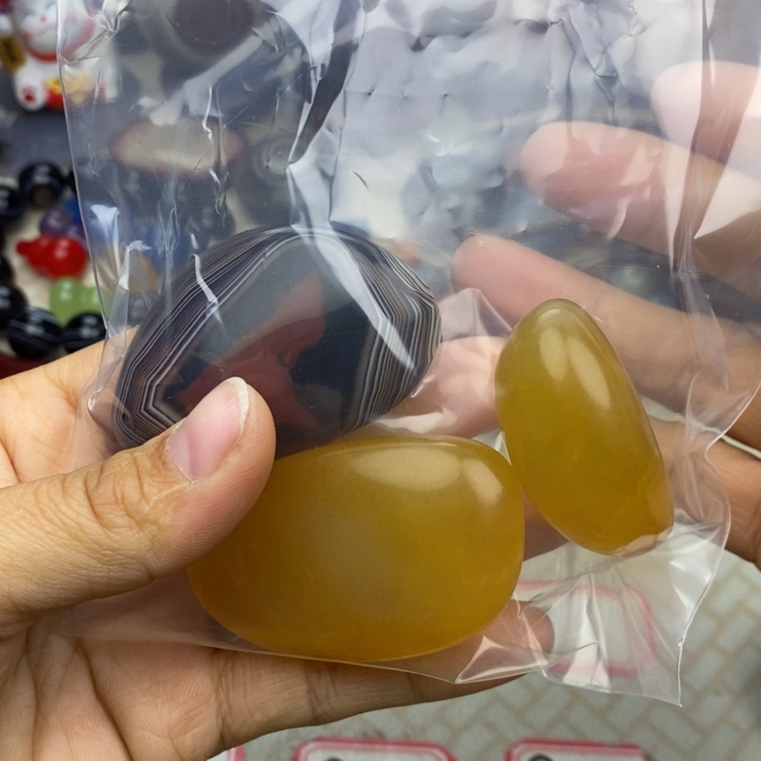 拉***哥玛瑙/玉髓未镶嵌颈饰