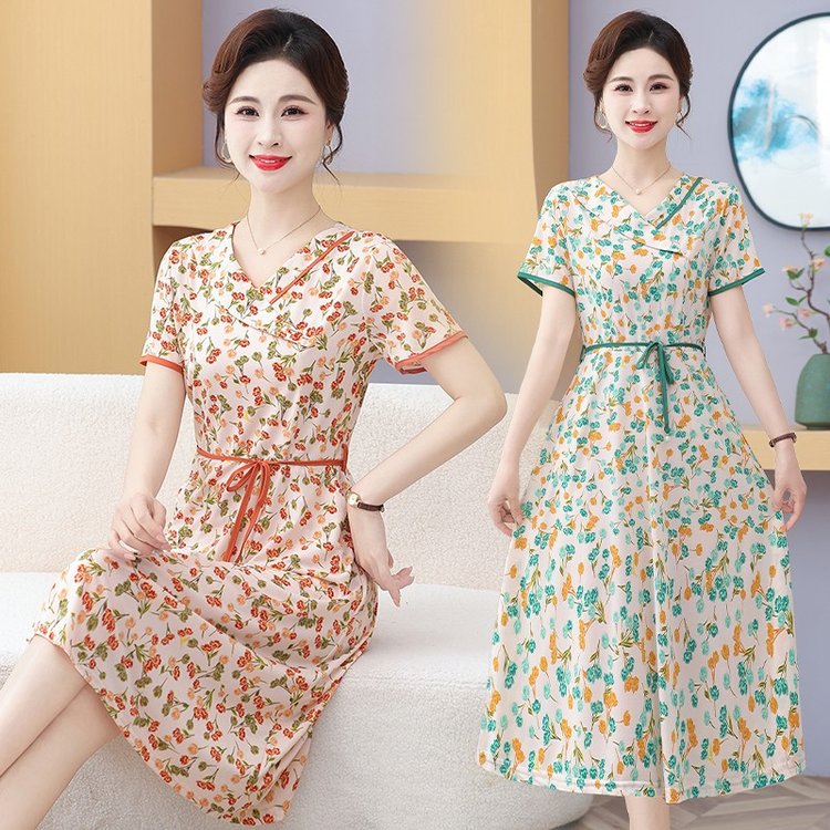 断码新款气质妈妈装碎花短袖连衣裙夏季中老年显瘦时尚中长款裙子
