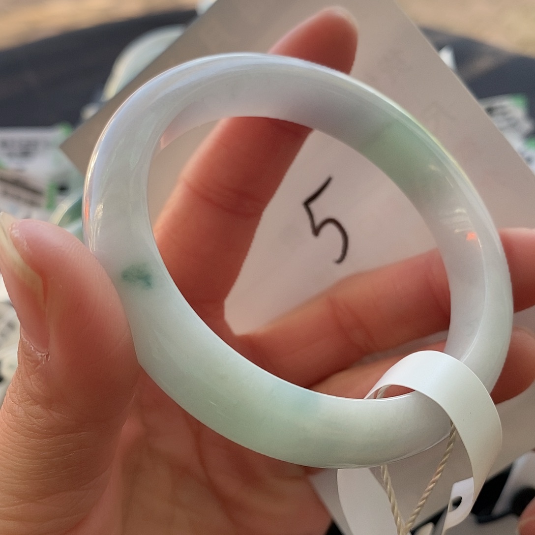 翡翠未镶嵌手镯58圈口窄条手镯