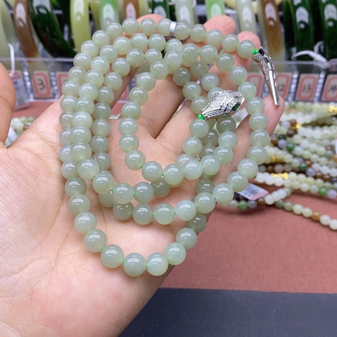 和田玉未镶嵌项链卡8的108颗