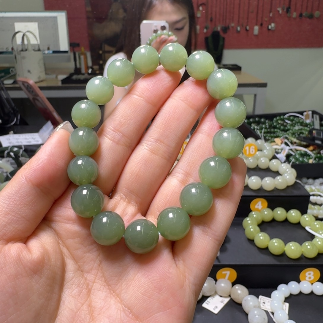 手串未镶嵌和田玉