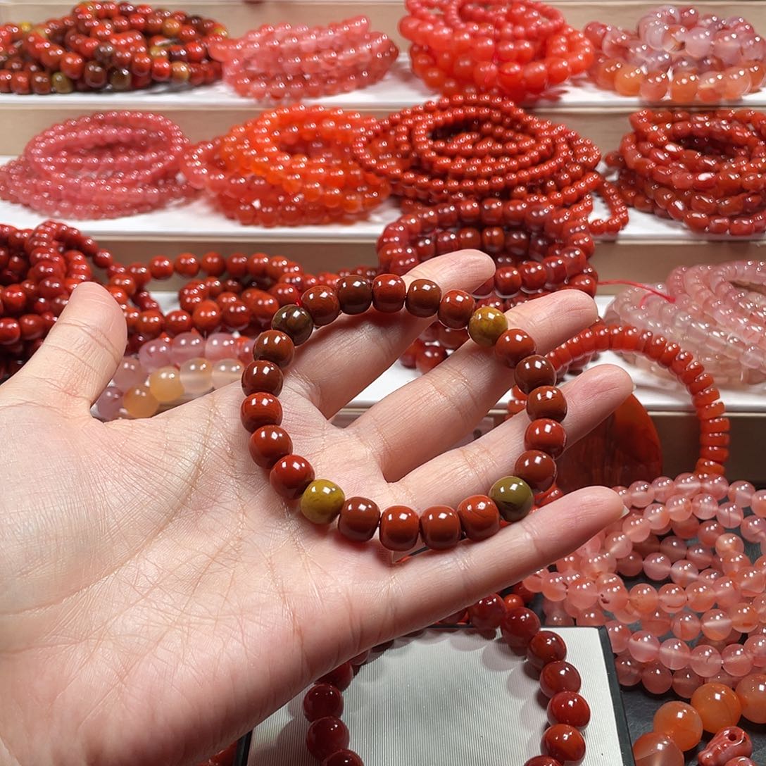 南红玛瑙未镶嵌手链