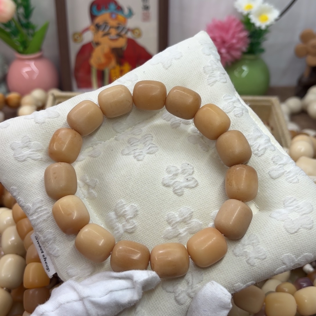 菩提根/象牙果吊坠18干磨落地果年糕默认瑕572