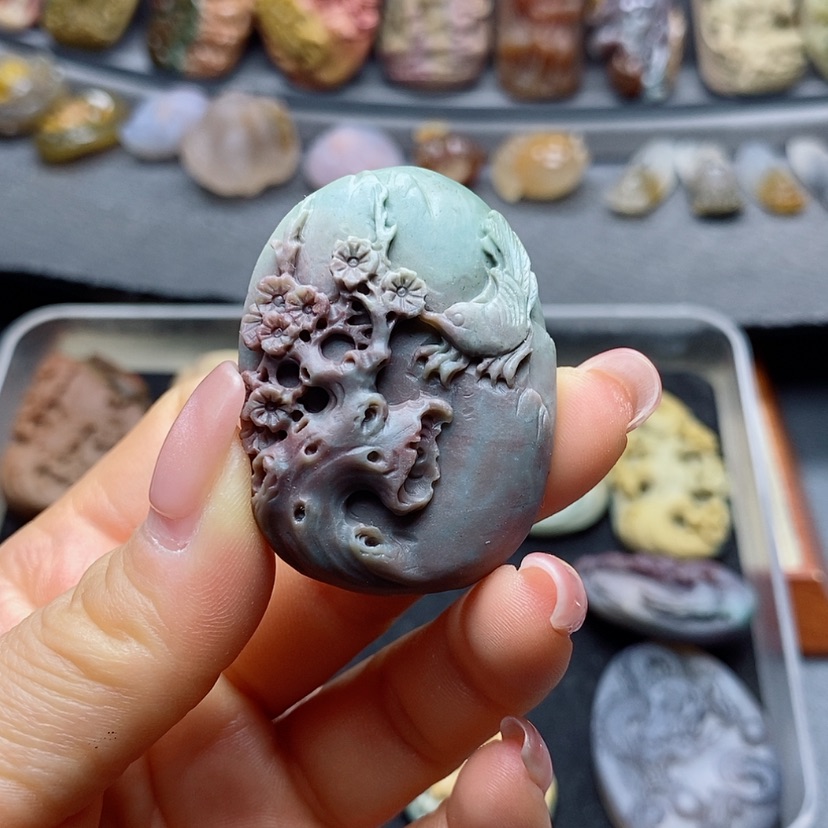 【闪购商品】定制石英质玉吊坠未镶嵌