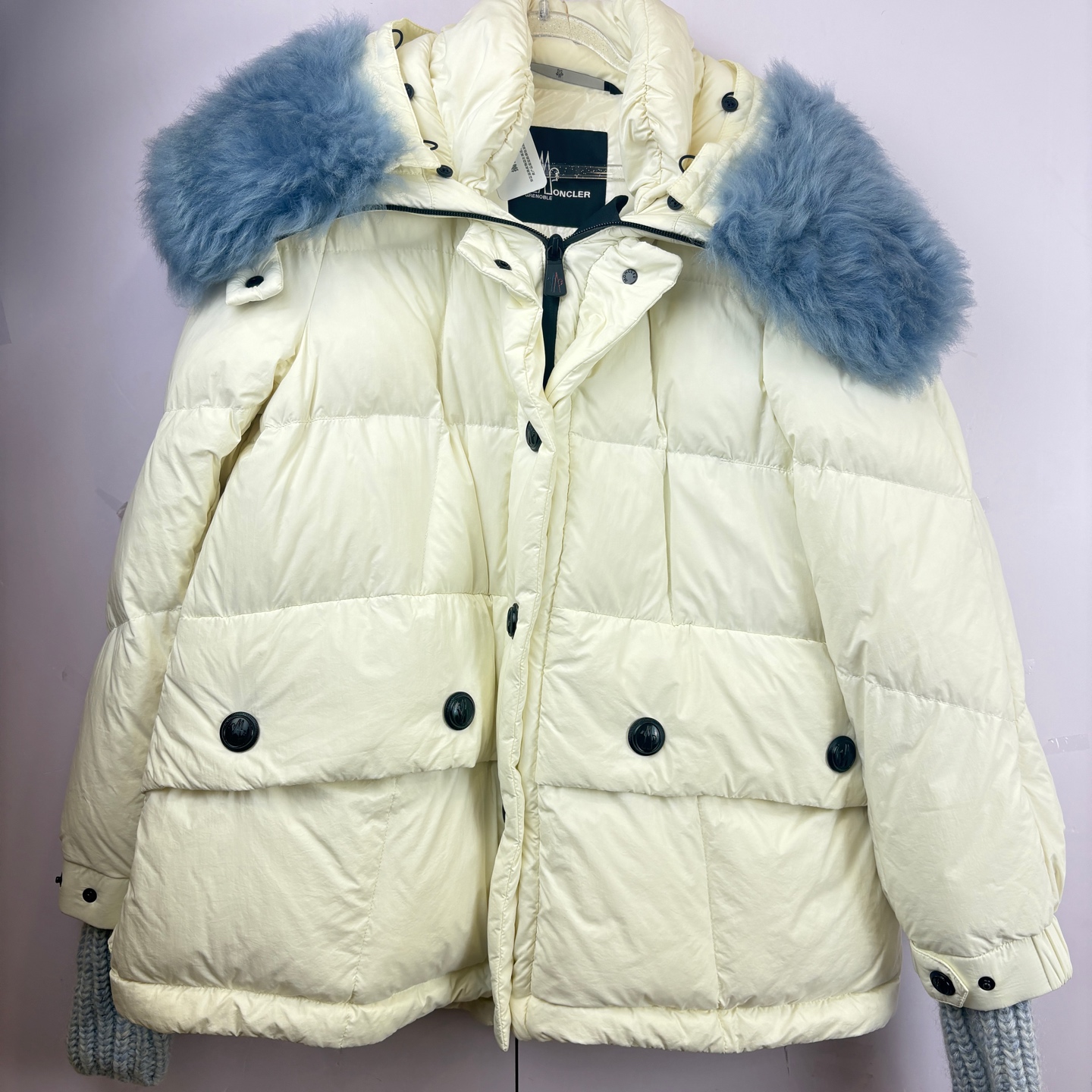 99新 MONCLER 02192 毛领拼接连帽羽绒服 2码