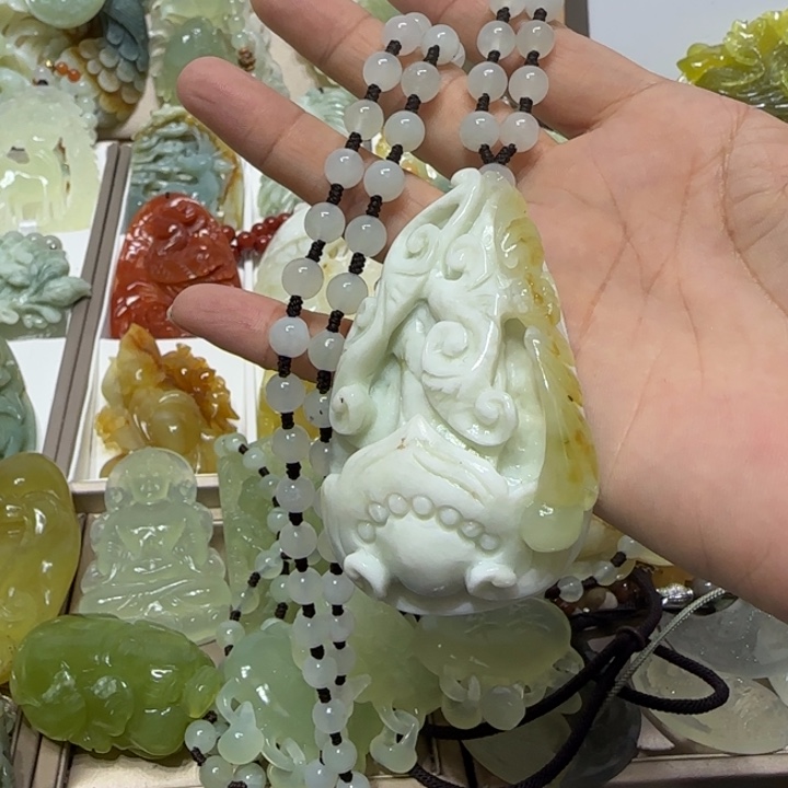 蛇纹石玉手把未镶嵌