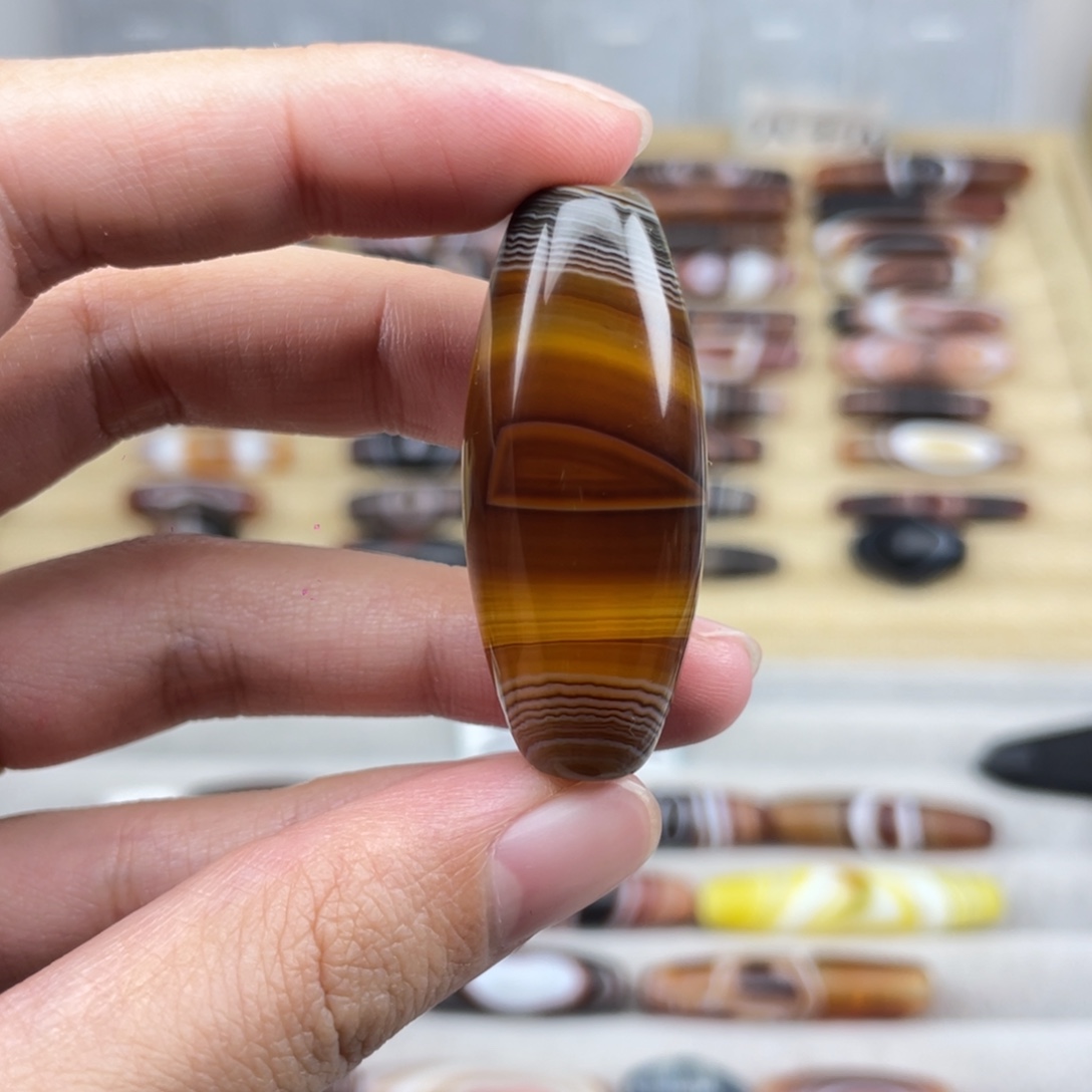 抖***抖玛瑙/玉髓合金颈饰