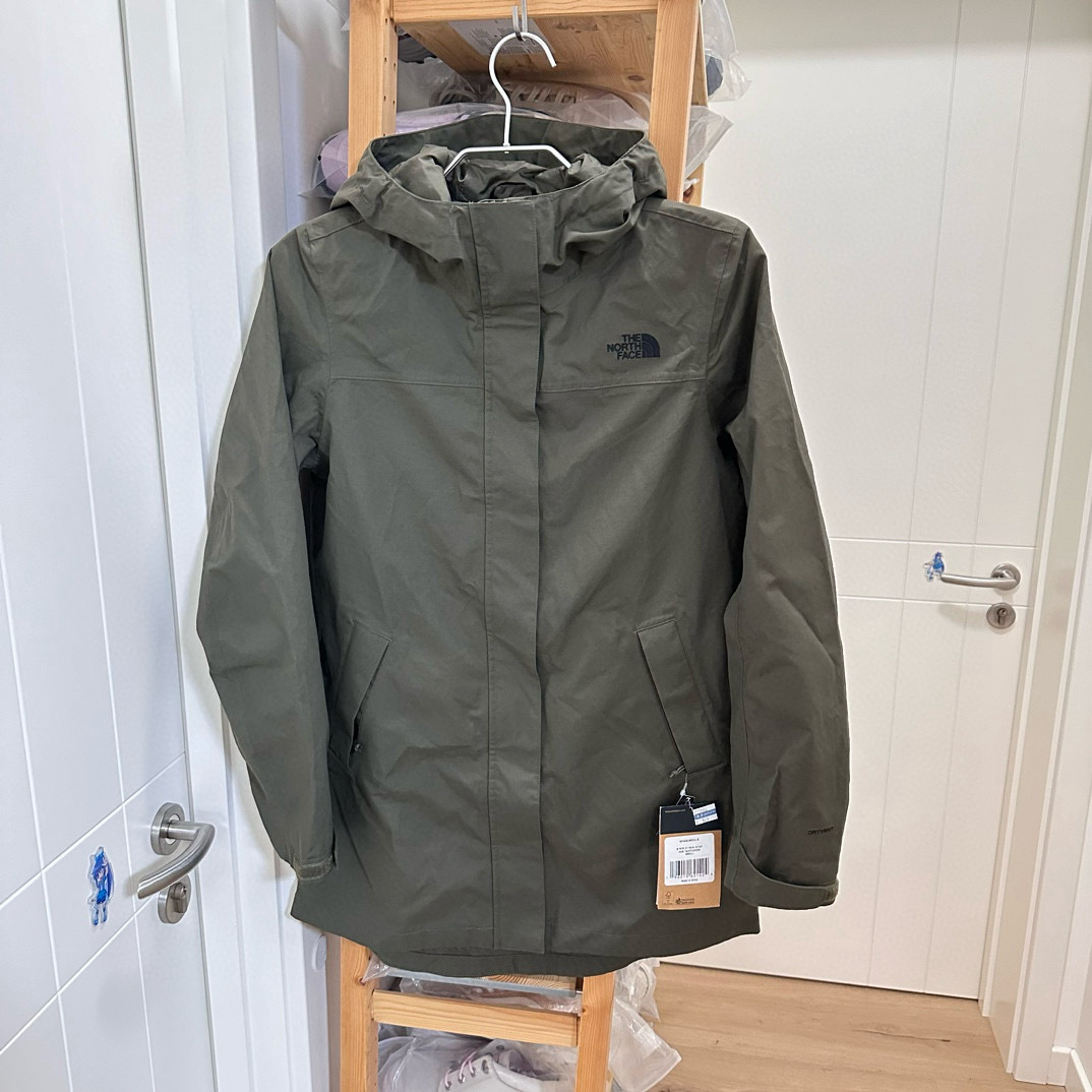 正品 TheNorthFace/北面 女士户外冲锋衣 经典款 81NR