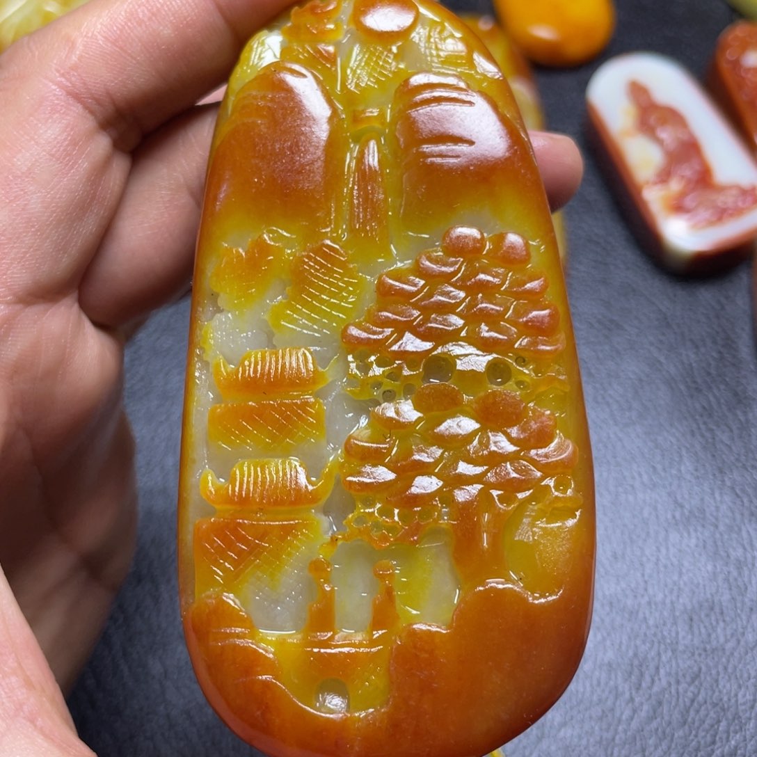 和田玉未镶嵌颈饰