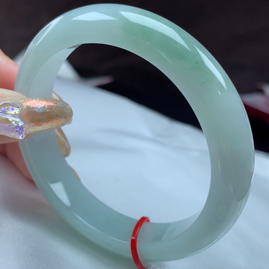 翡翠手镯未镶嵌96730，