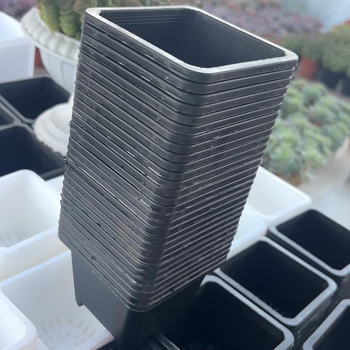 用***8100黑方高7公分10个