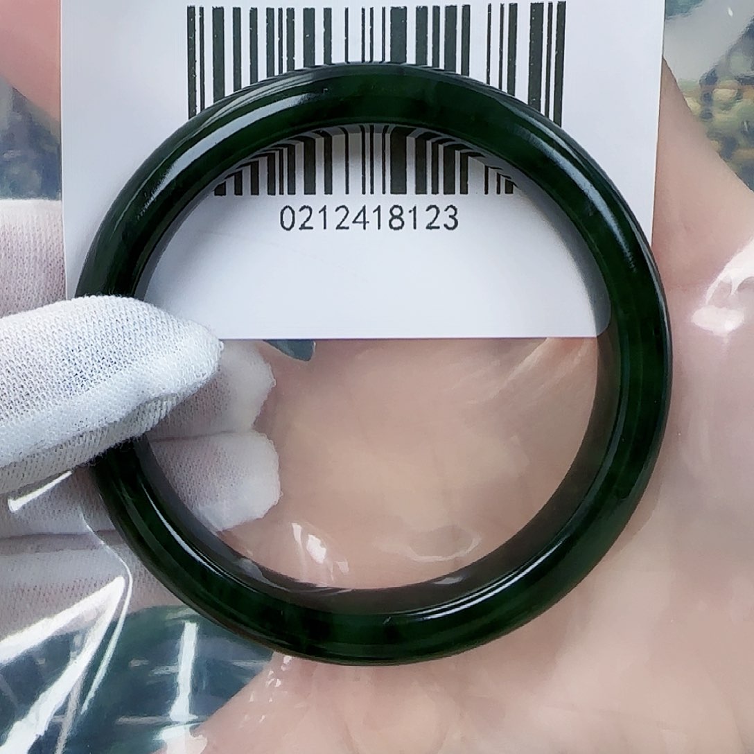 和田玉（碧玉）手镯未镶嵌6162