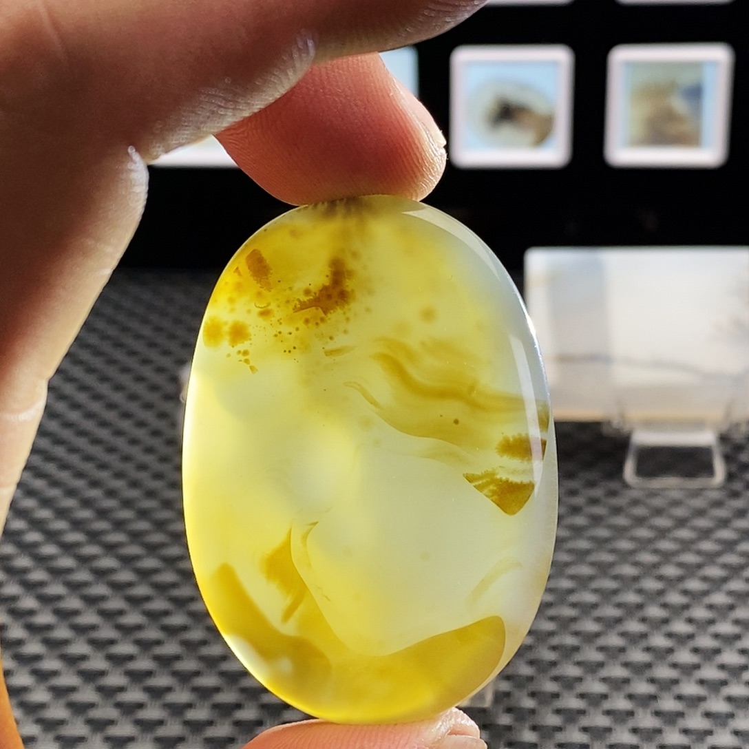 燕***舞玛瑙/玉髓未镶嵌吊坠(不含链)