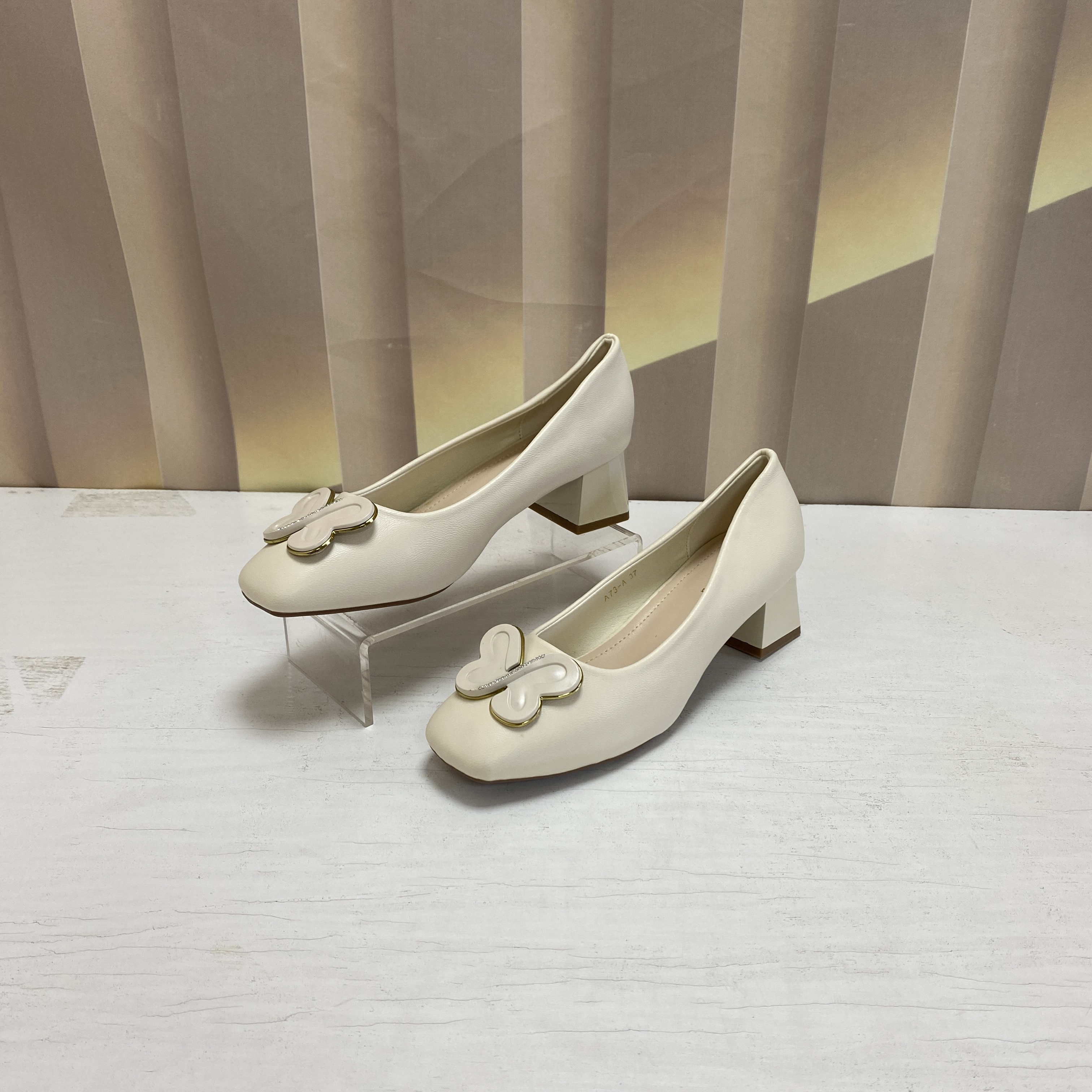 A73-A春秋新款时尚蝴蝶结粗跟方头单鞋F