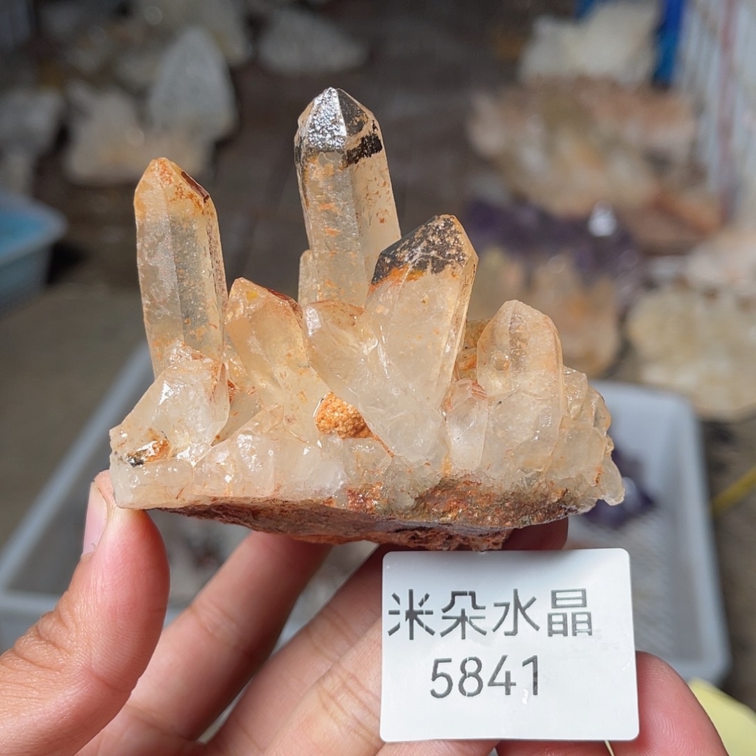 M****水晶未镶嵌珠宝半成品