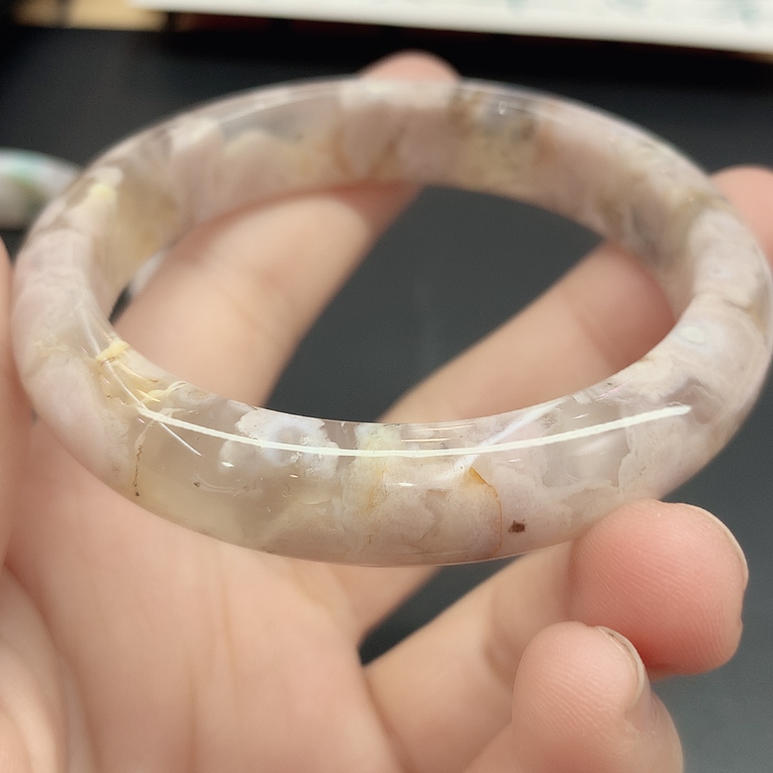 玛瑙/玉髓手镯未镶嵌130（5253瑕疵