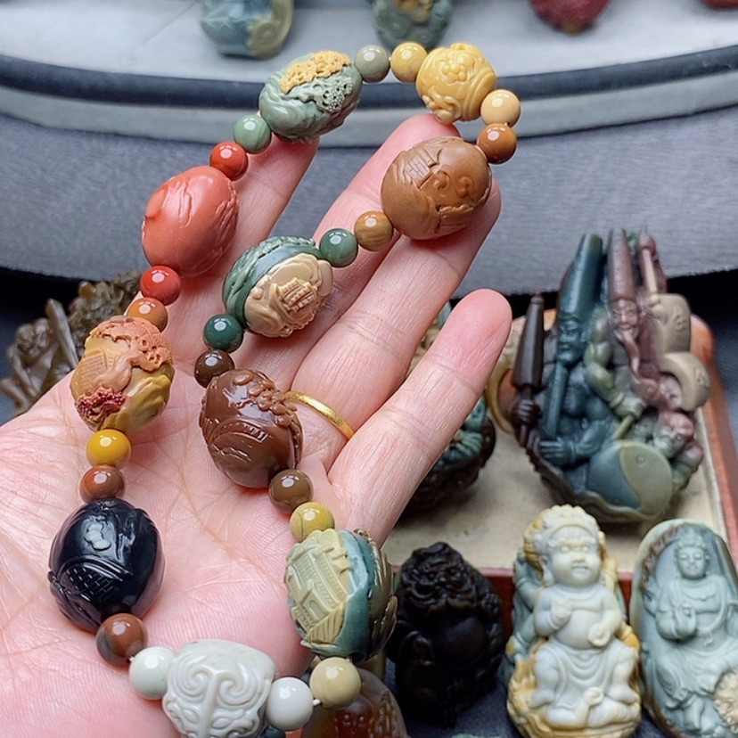 【闪购商品】定制石英质玉吊坠未镶嵌