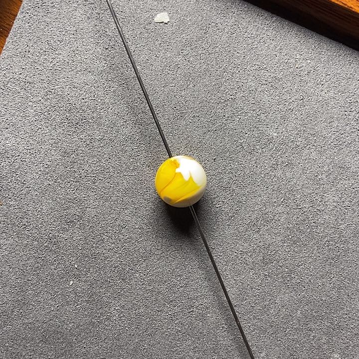 白***弟琥珀未镶嵌裸石珠子