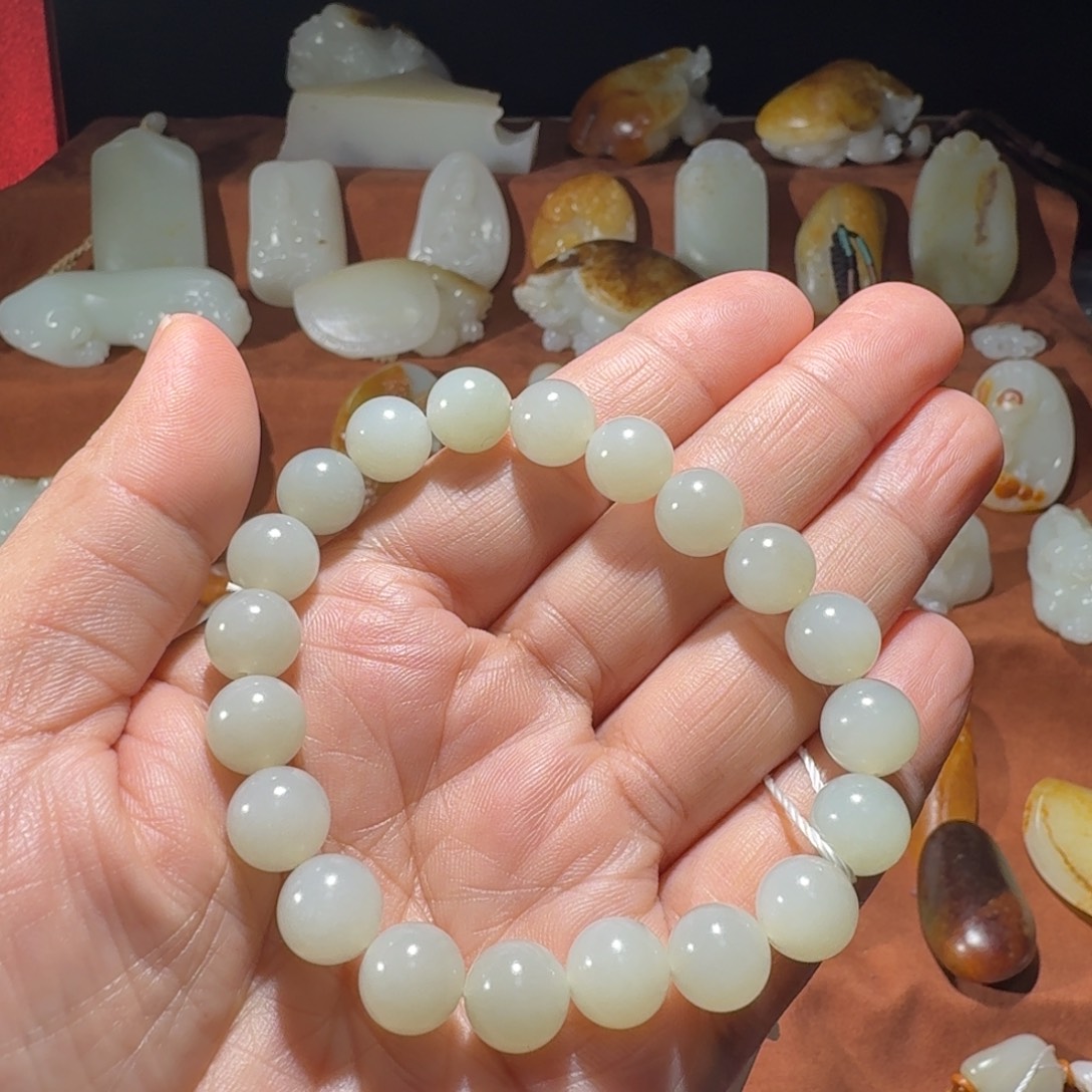 $***飞和田玉未镶嵌手链